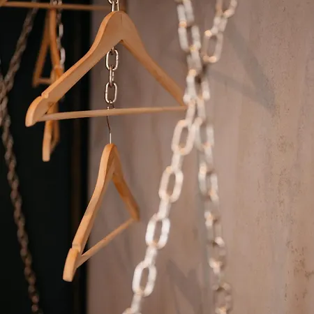 Hotel Sleep Well 1999